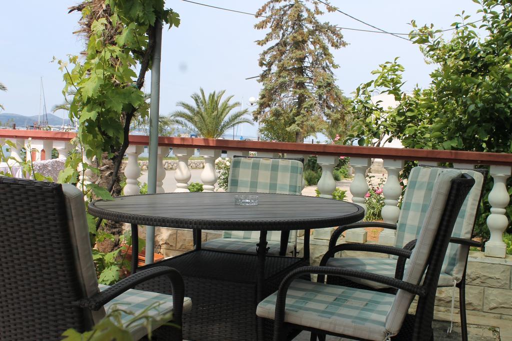 Apartments Roko Kolinda Бибинье Экстерьер фото