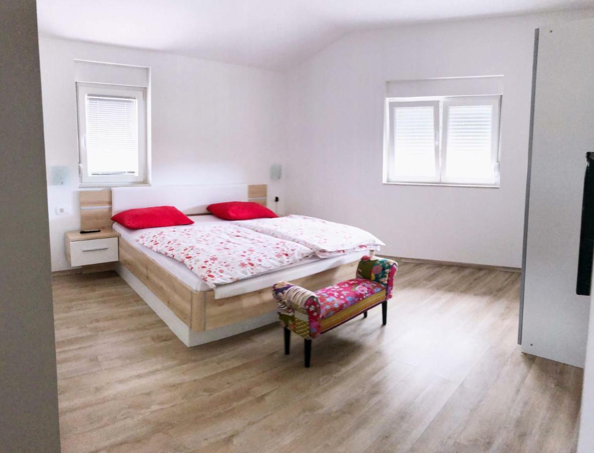 Apartments Roko Kolinda Бибинье Экстерьер фото